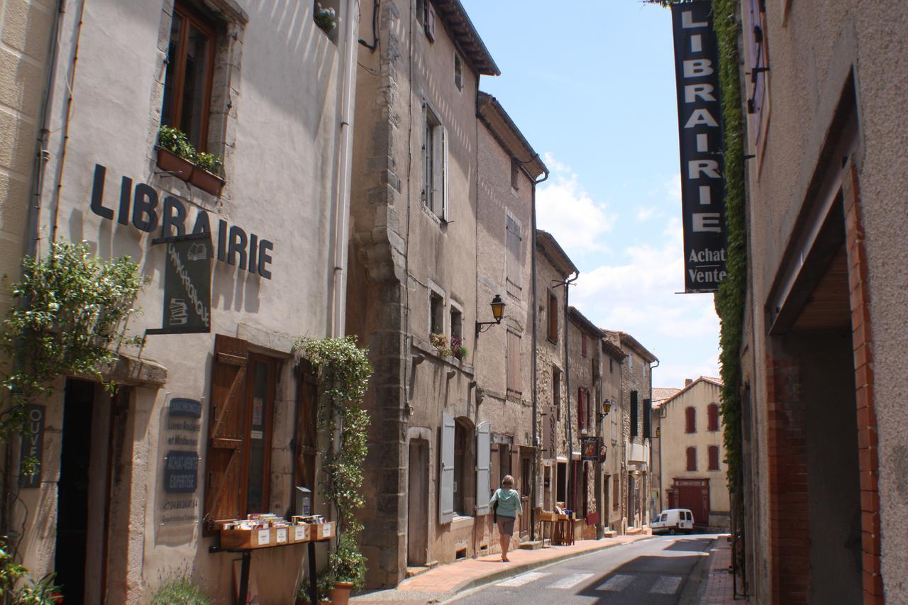 Maison De Mallast Montolieu Bagian luar foto