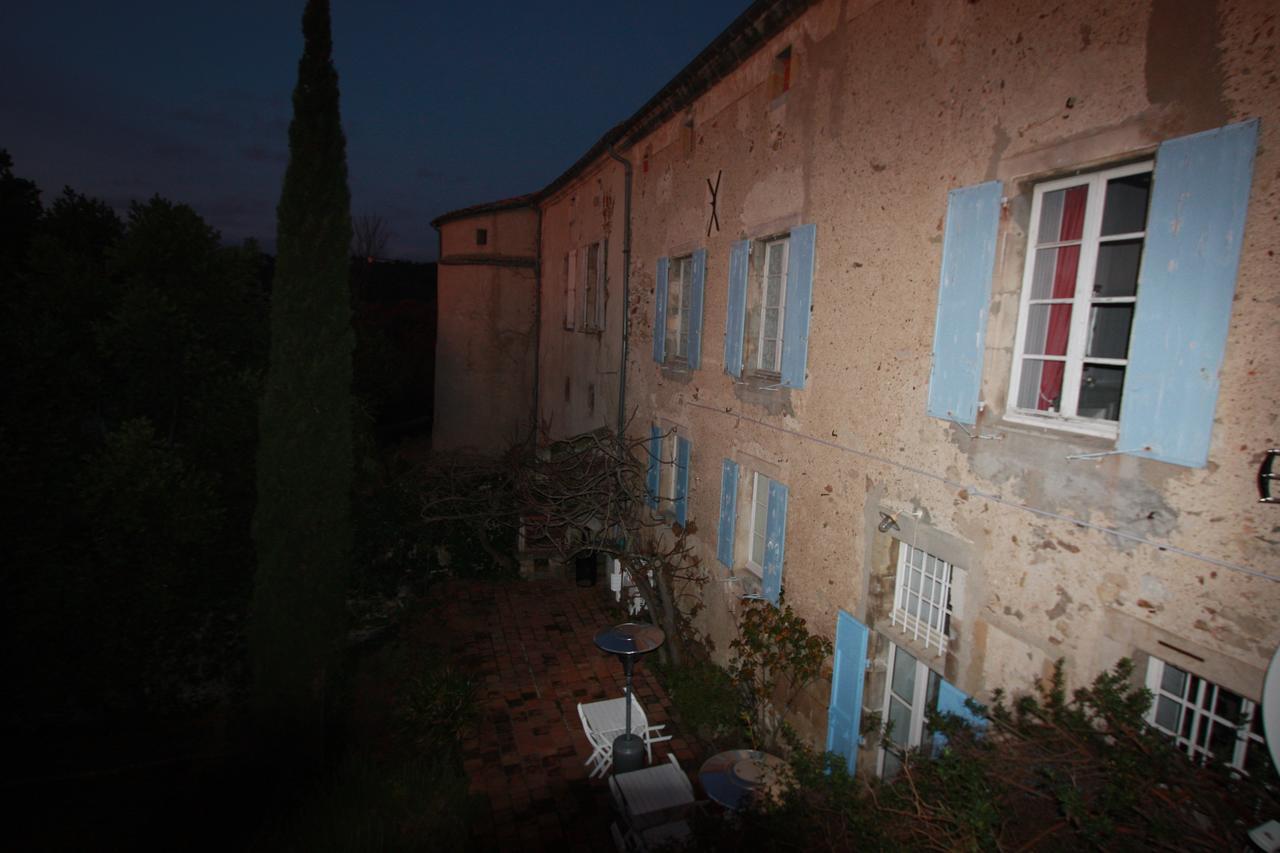 Maison De Mallast Montolieu Bagian luar foto