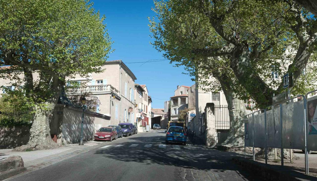 Maison De Mallast Montolieu Bagian luar foto